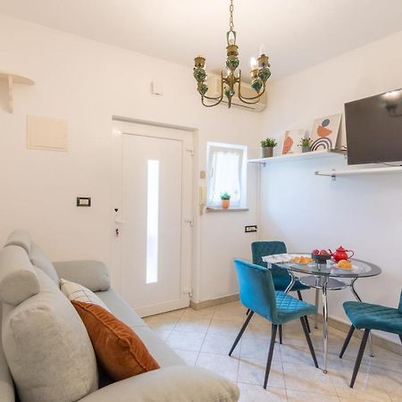 Secret Garden Apartment Porec Exterior photo