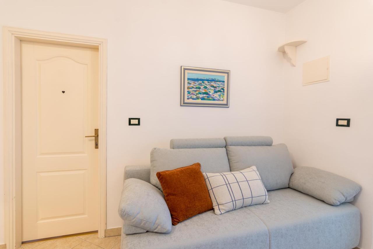 Secret Garden Apartment Porec Exterior photo